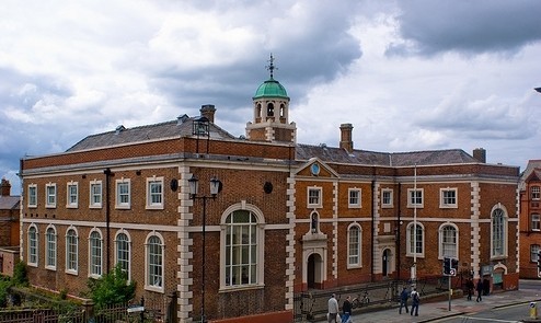 英国留学百年名校推荐切斯特大学