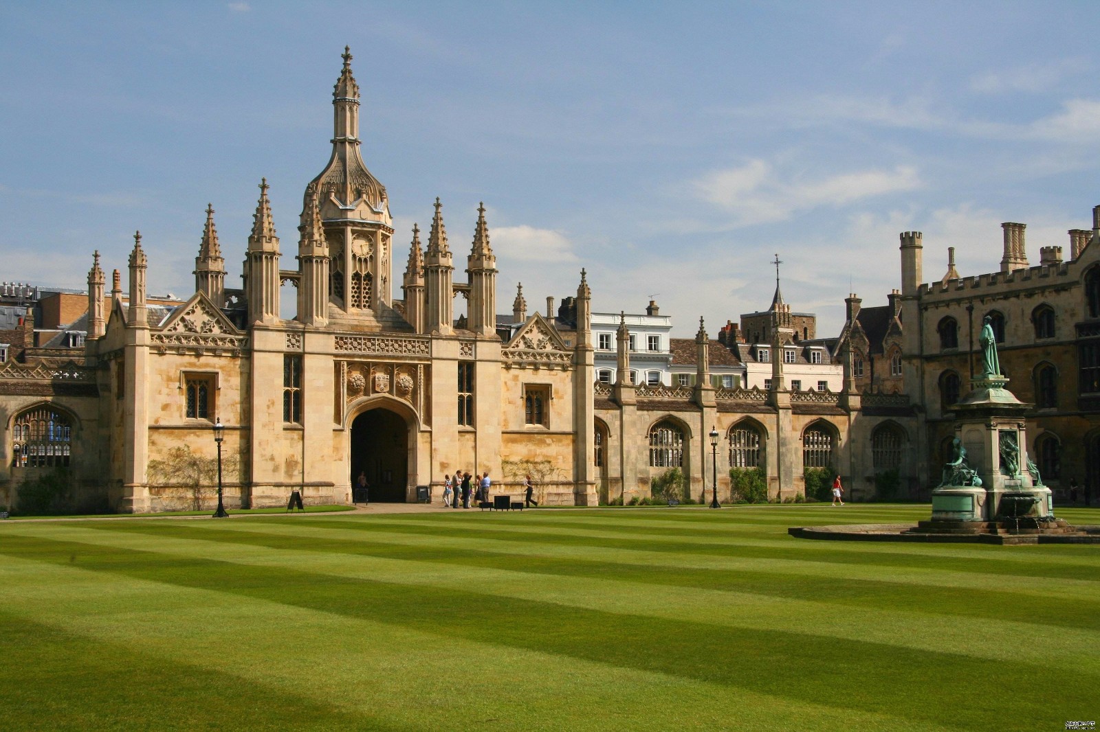 华威商学院MBA在英国排名第一.jpg