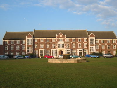 英国留学【9月14日】拉夫堡大学商学院教授到访idp诺思留学上海办公室