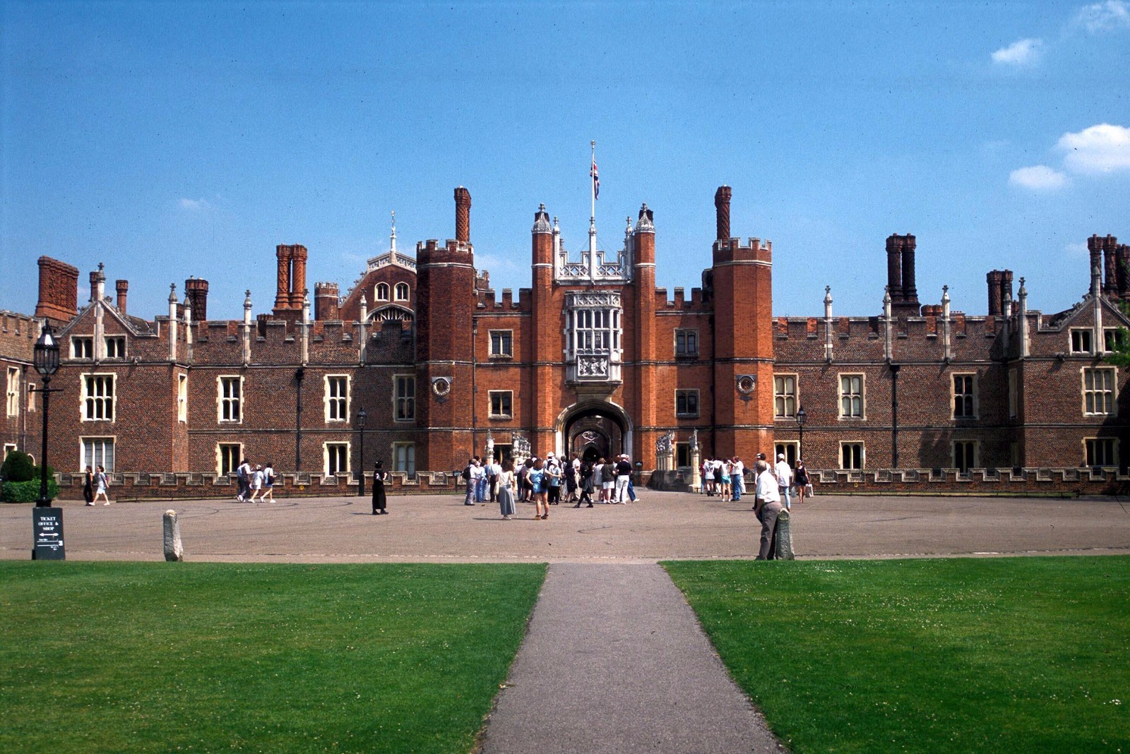 英国留学院校速递|金斯顿大学